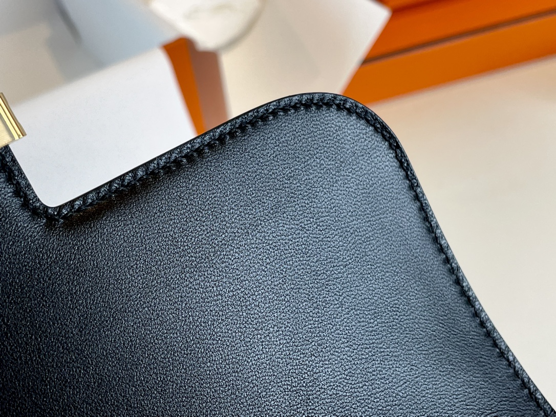 H**mes constance epsom leather-19cm