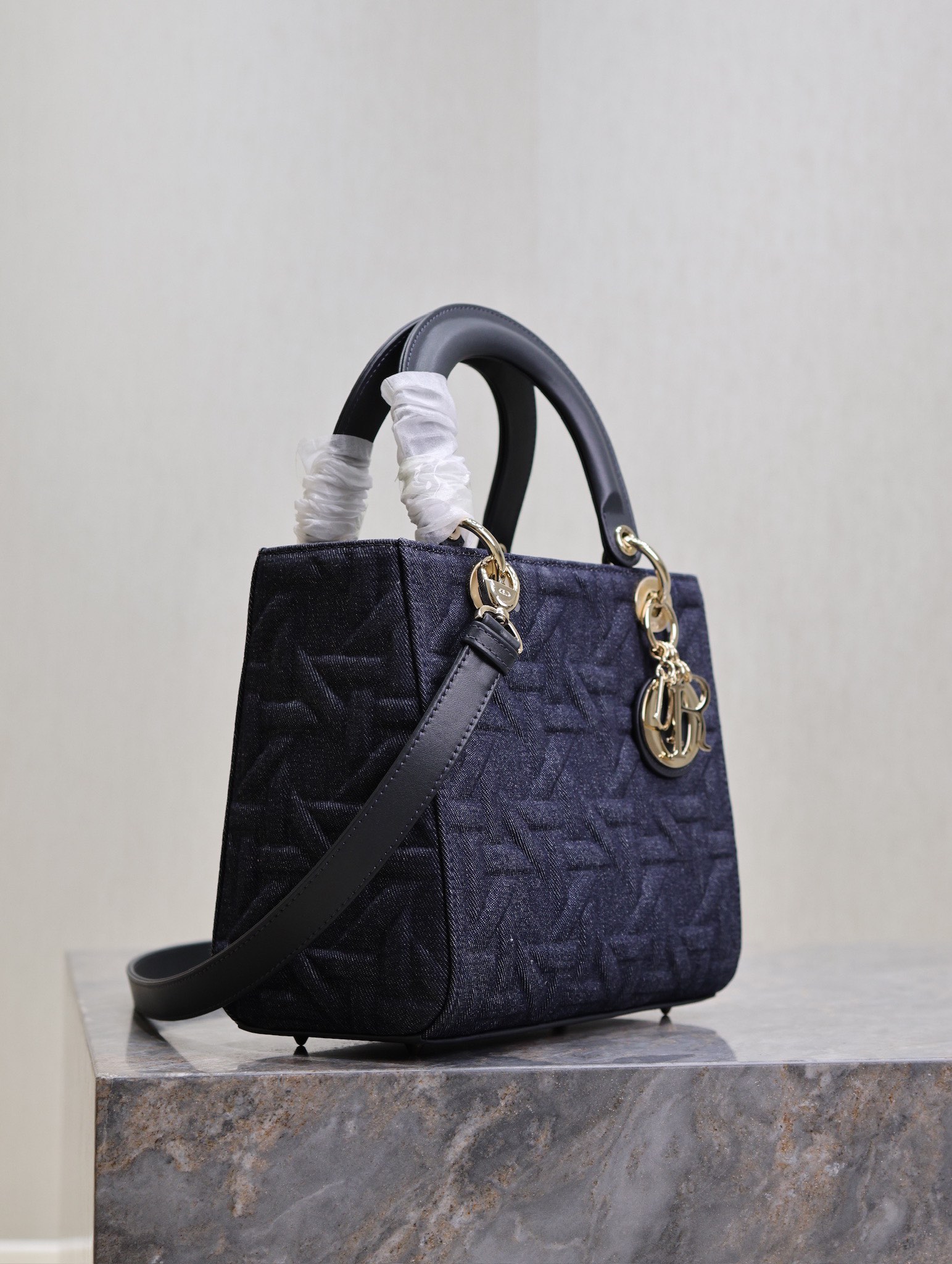 lady D*or handle bag-24cm