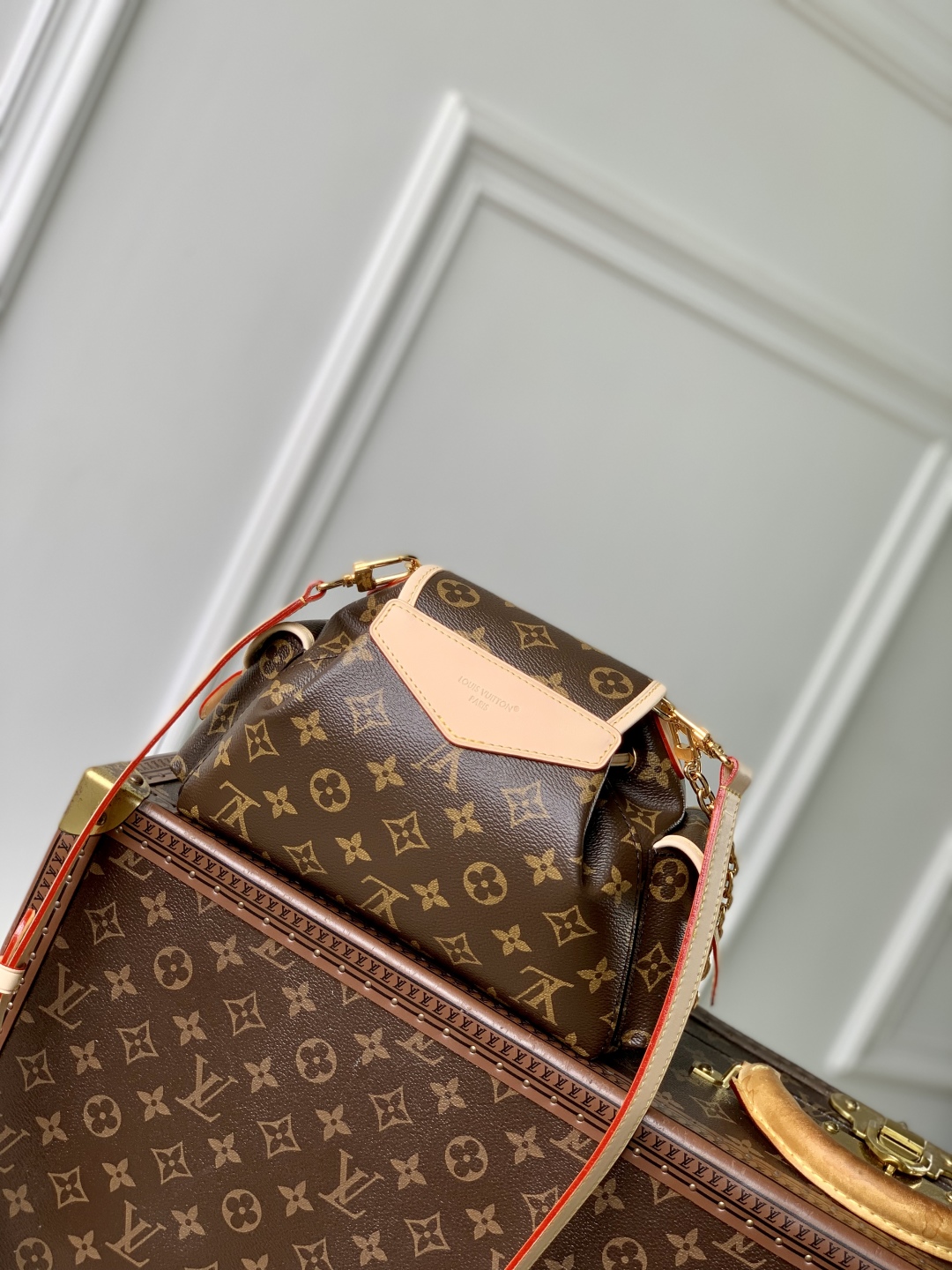 l0vis Vvtt0n odysée bag-17 x 12 x 27cm