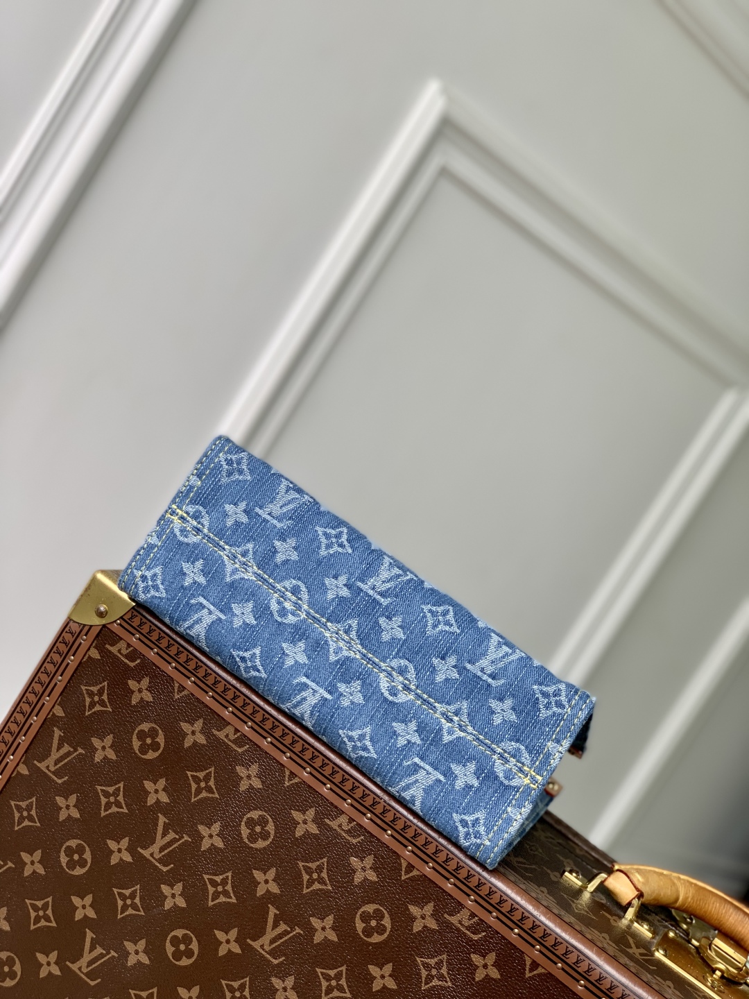 l0vis Vvtt0n onthego handbag-4633-19 x 11.5 x 25cm