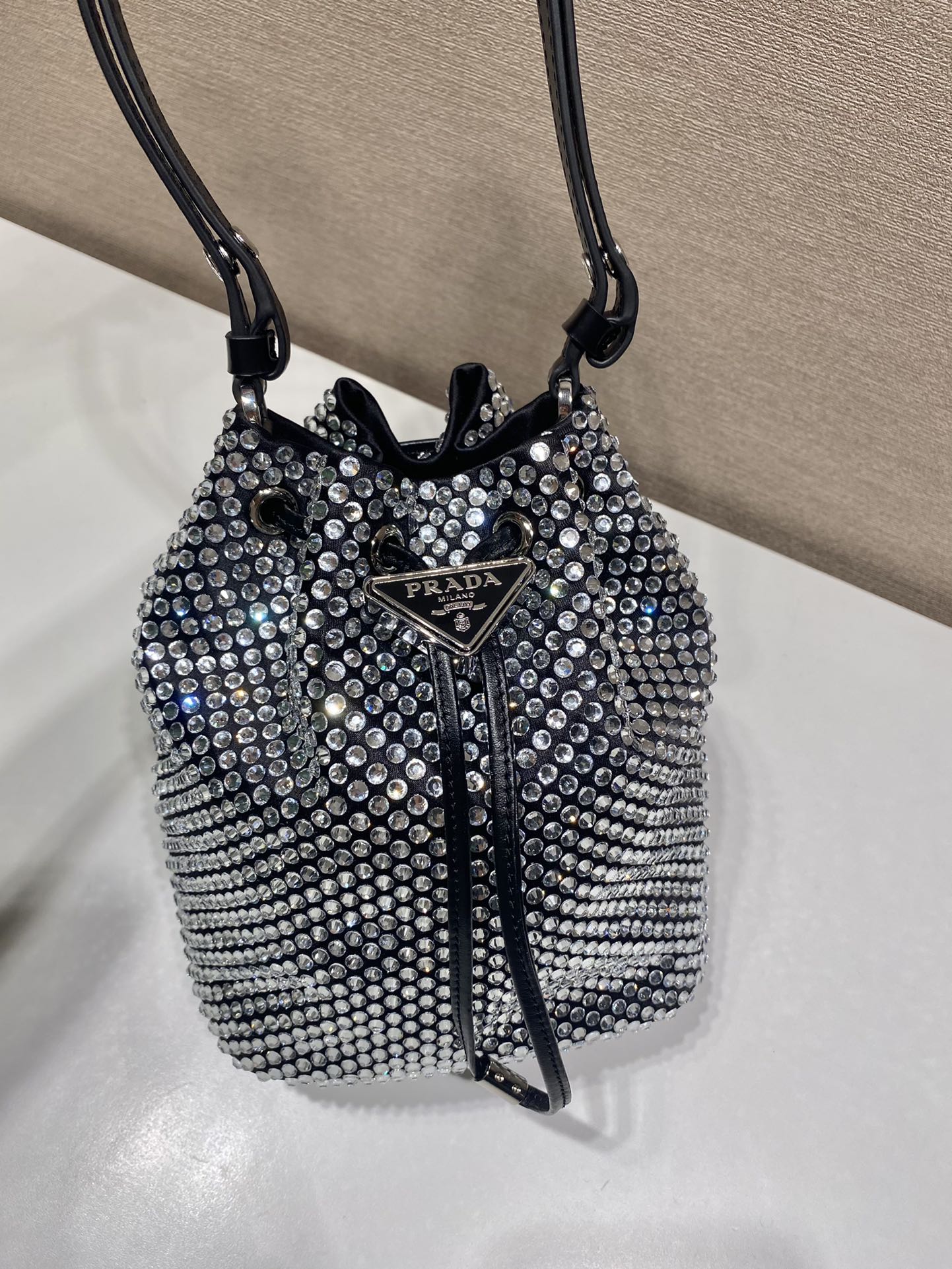 Pra*a 1be067 bucket bag-16*21*10cm