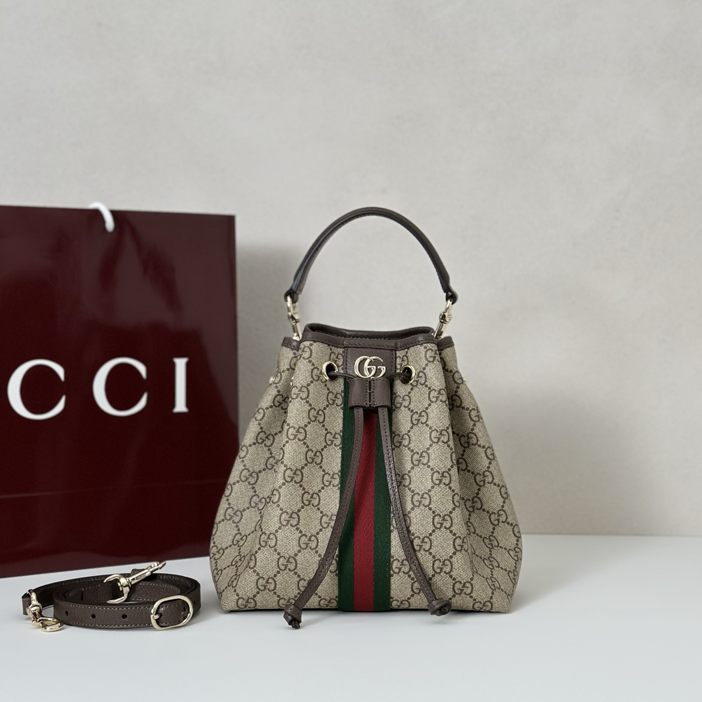Gvc*1 ophidia tote-21*13*21.5cm