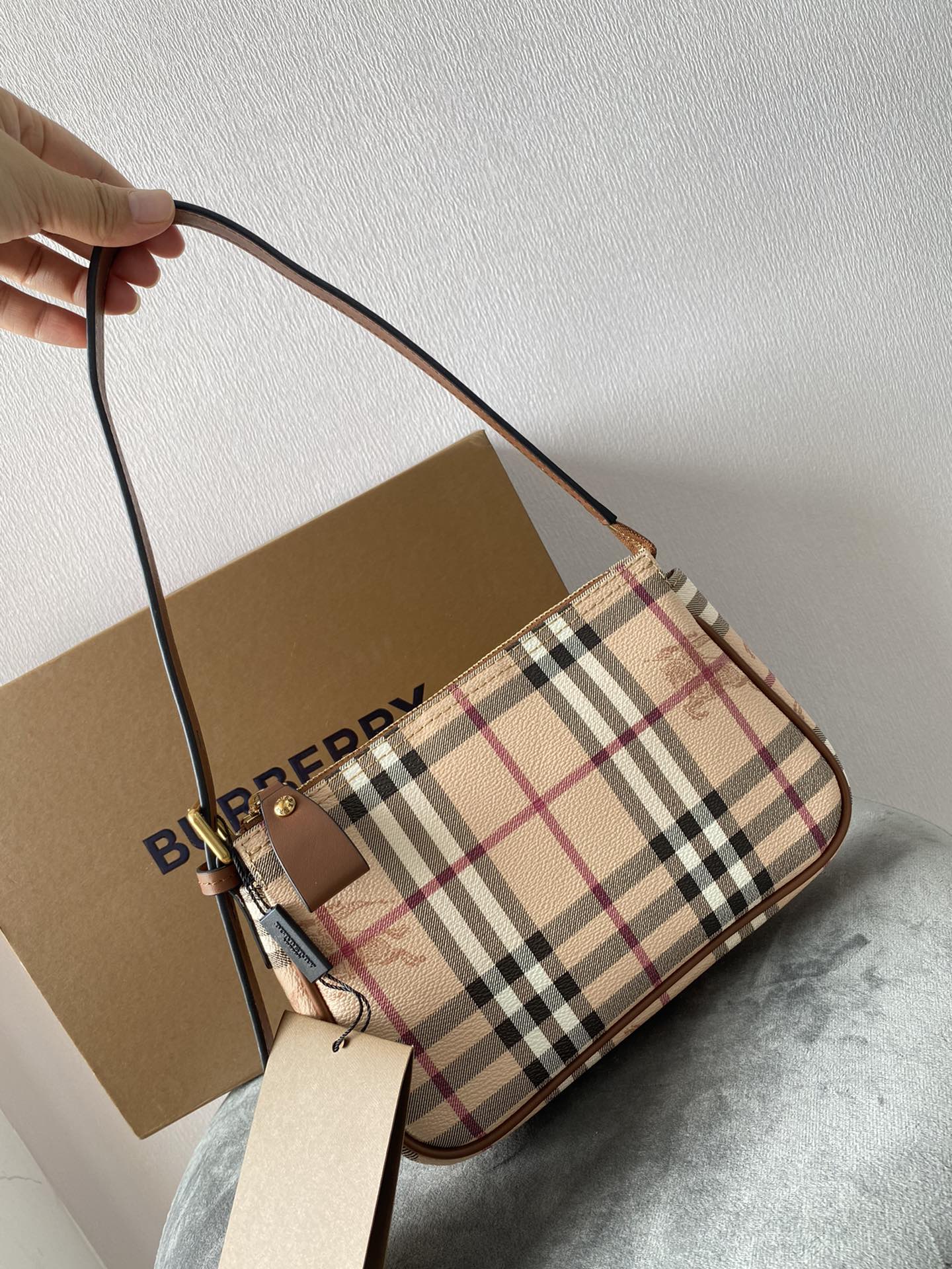 Bv*b*rry vintage bag-21*5*14cm
