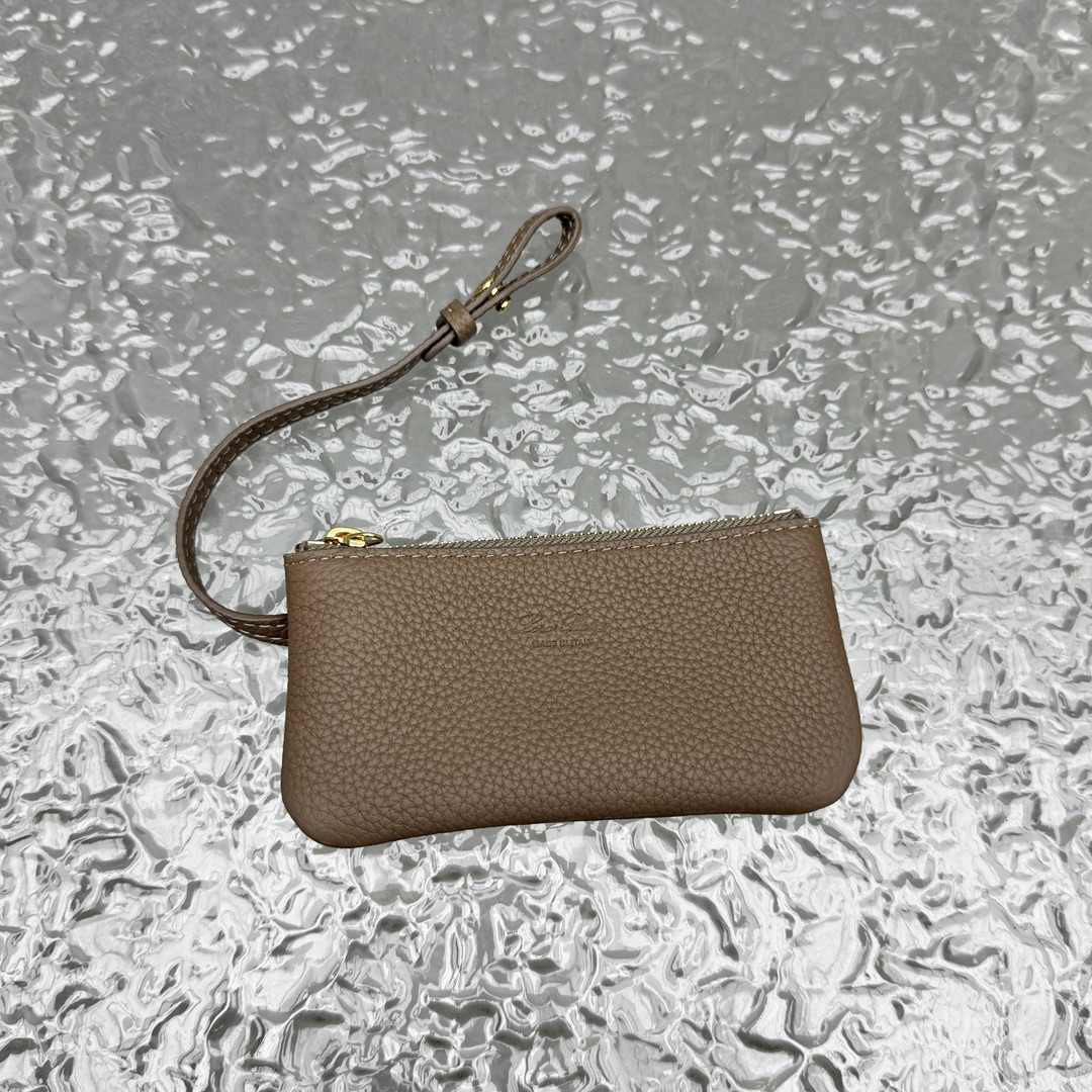 L0r0 P1ana needle bag-38*21*18cm