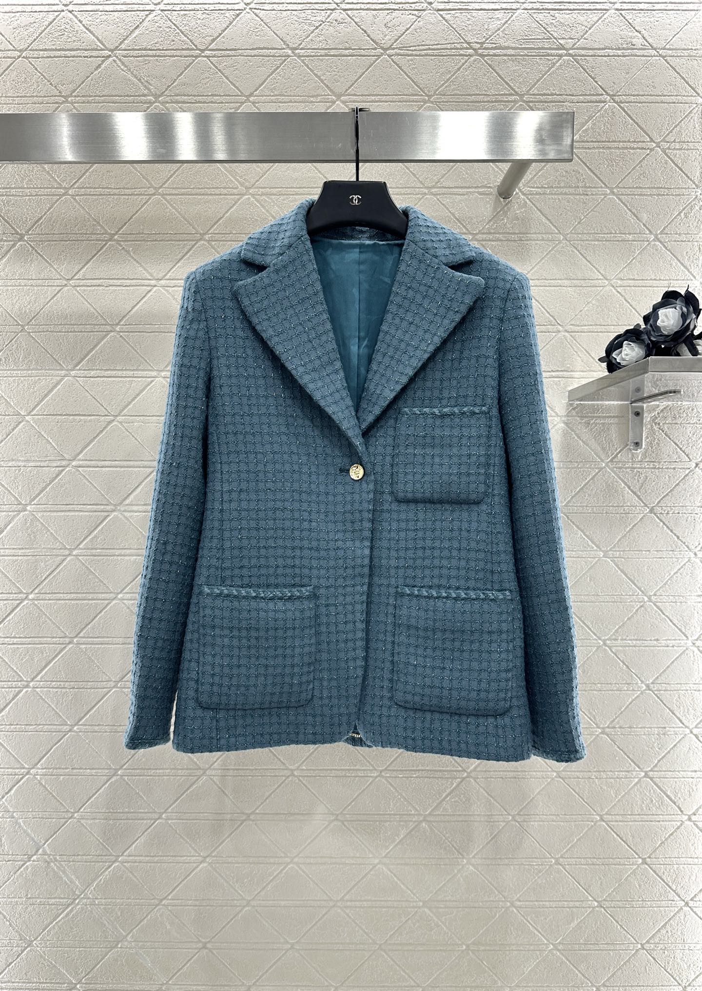 Ch@nel woolen cloth