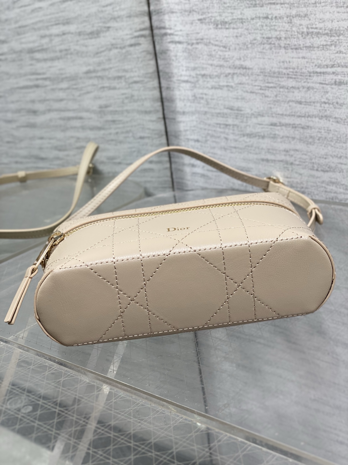 Diro Lady Vanity Bag-19*16.5*5.5CM