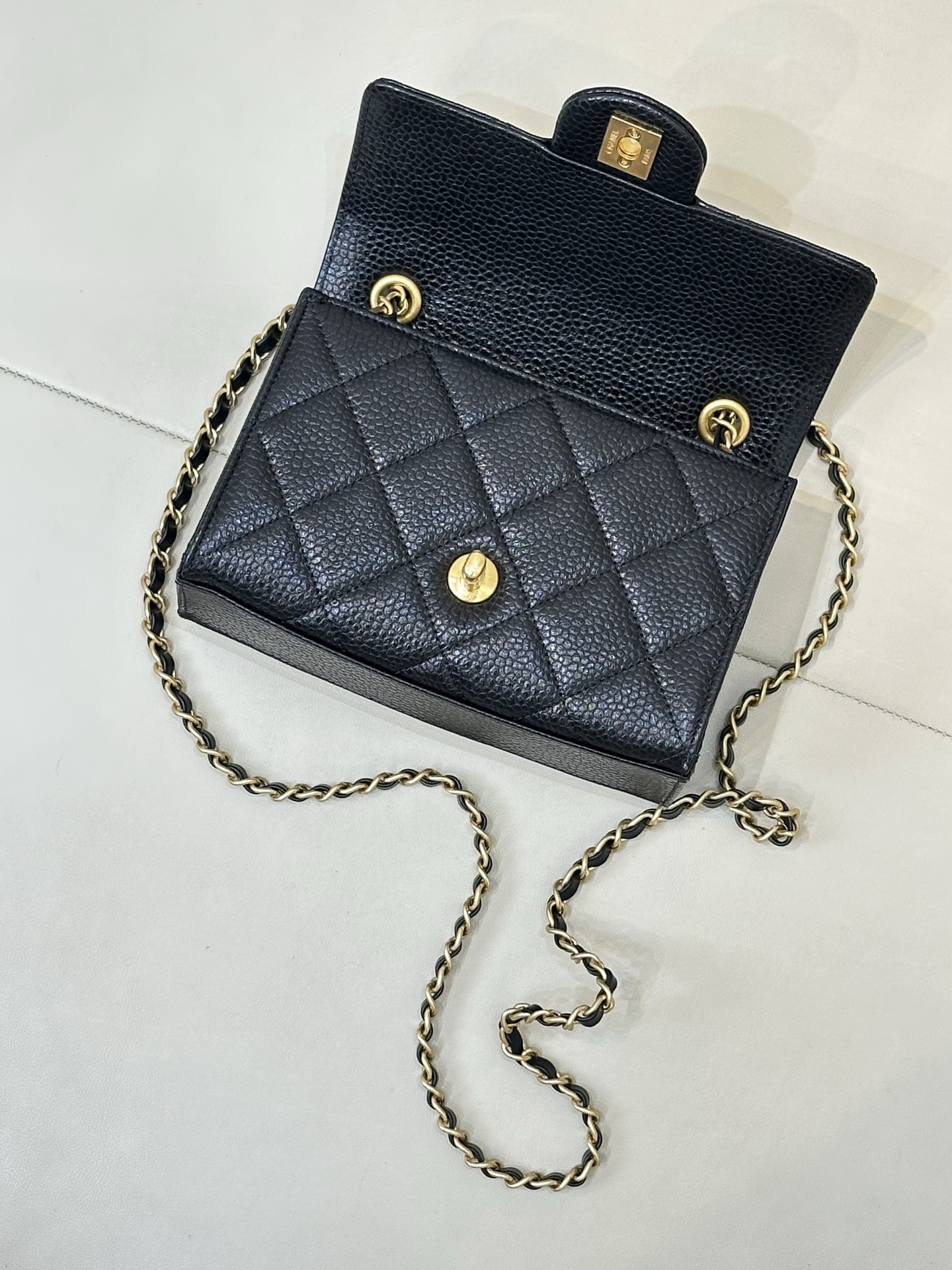 Ch@nel Black Quilted Caviar Leather Card Holder On Chain-19*13*7CM