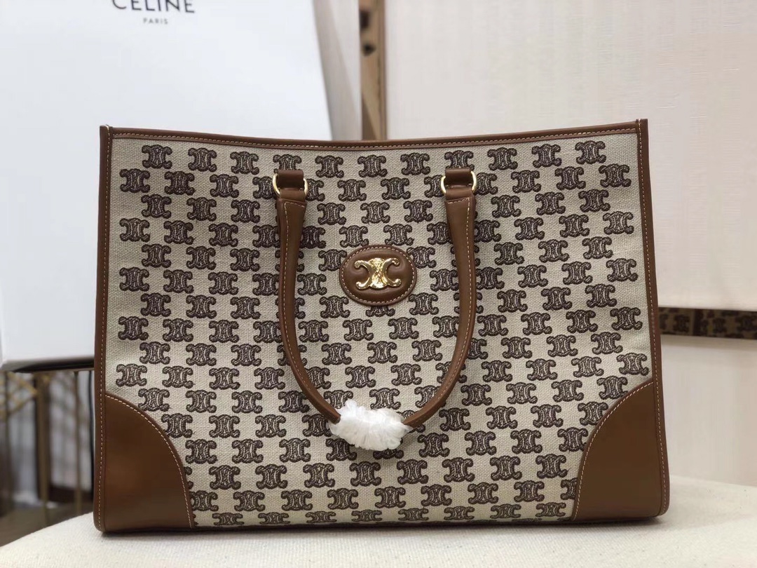 Celin Cabas Triomphe Tote-43*31* 15CM