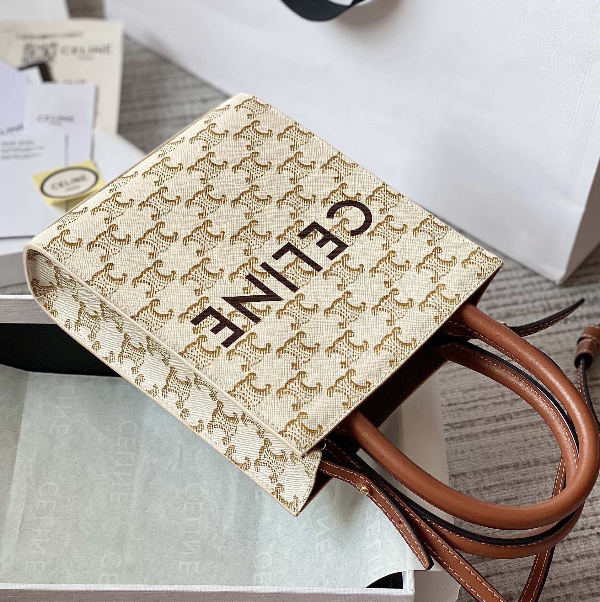 Celin Triomphe Tote-17*21*4CM