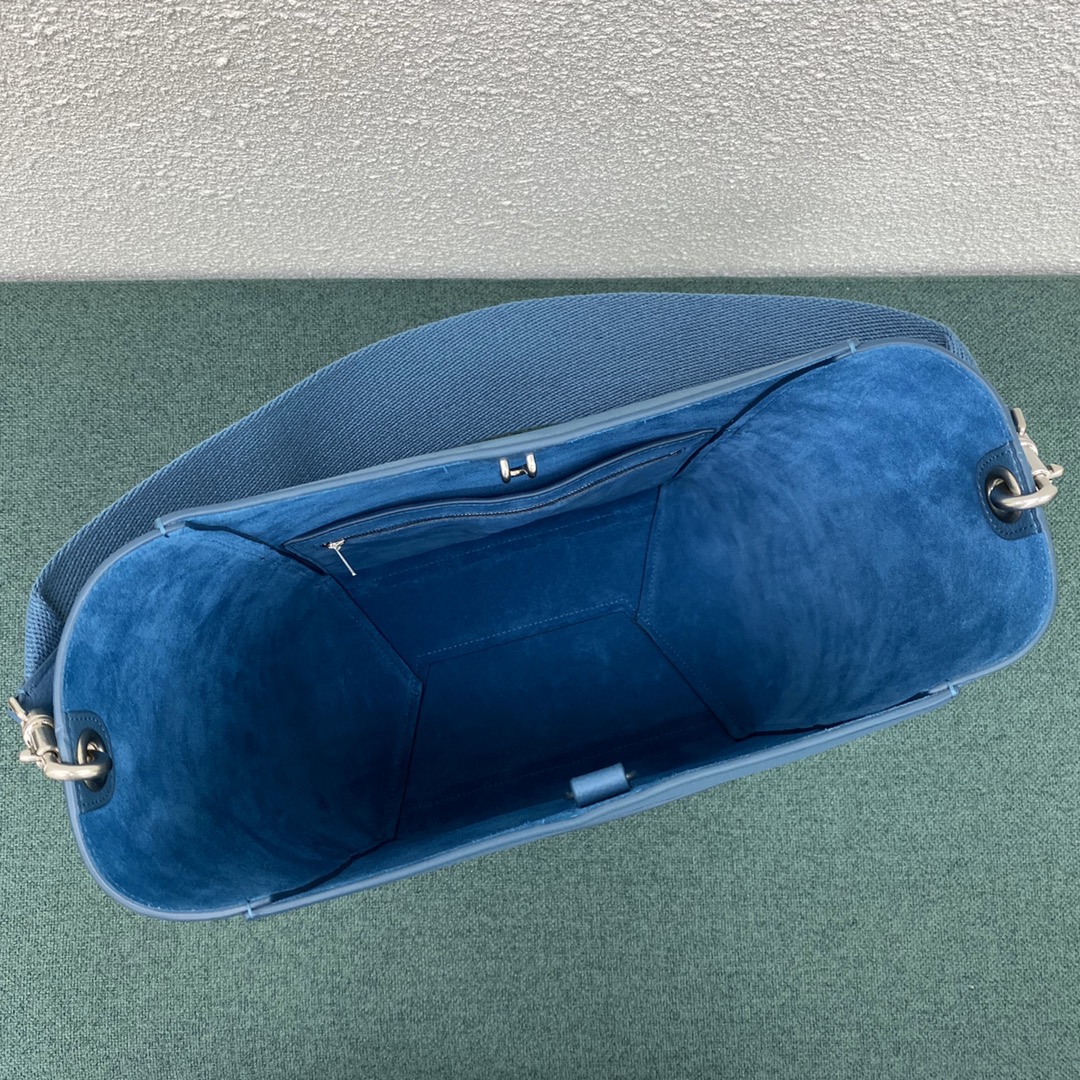 Ce**e sangle bag-23*17*33cm