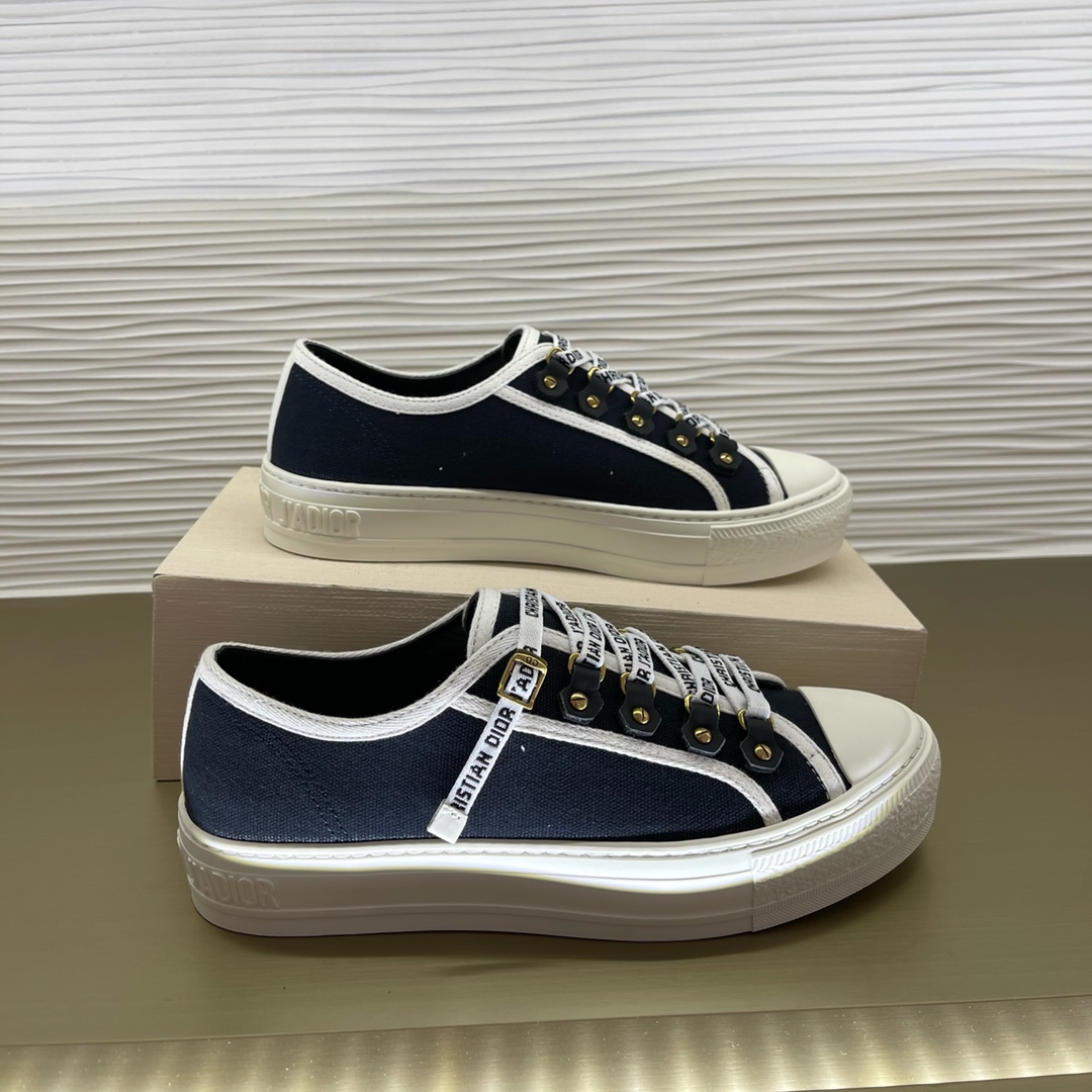 D*or sneakers