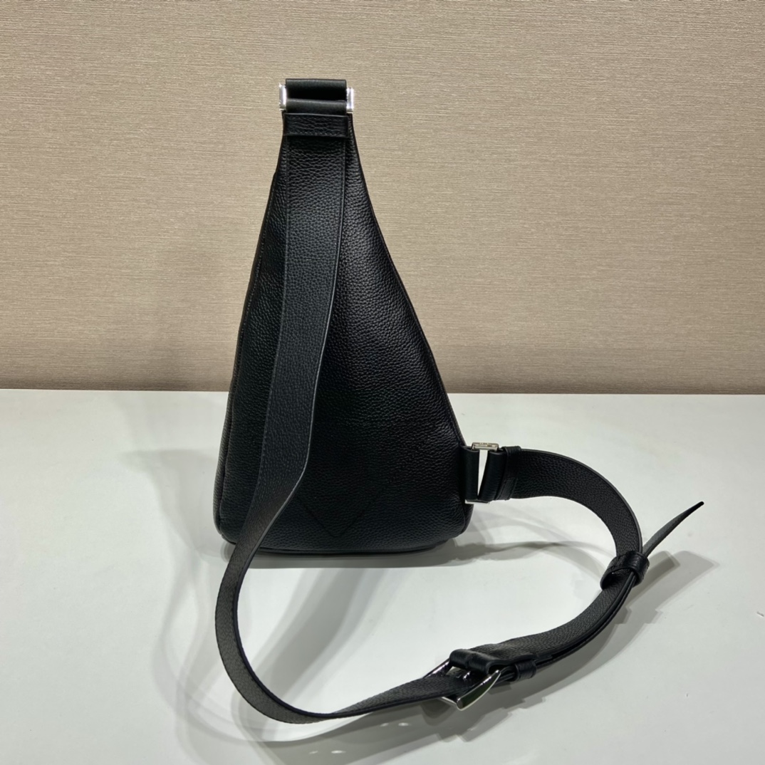 Pra*a 2vz098 handbags-17*32*6.5cm