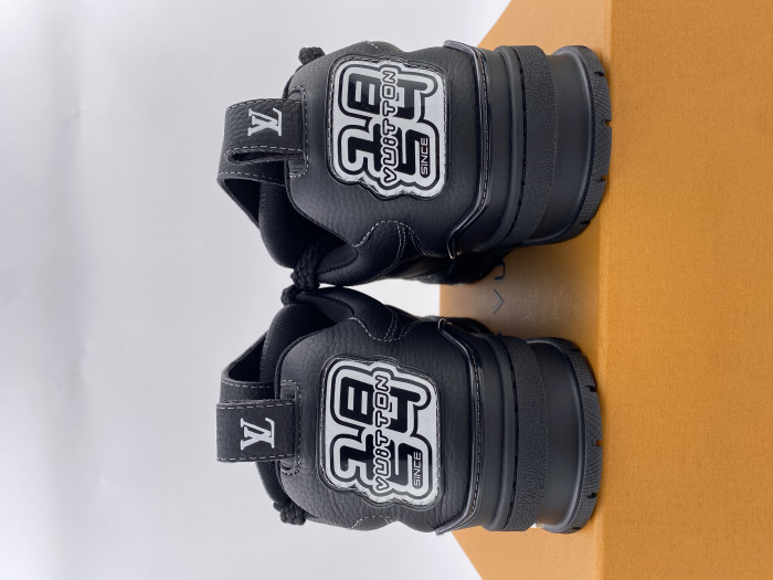 l0vis Vvtt0n lv skate sneaker black