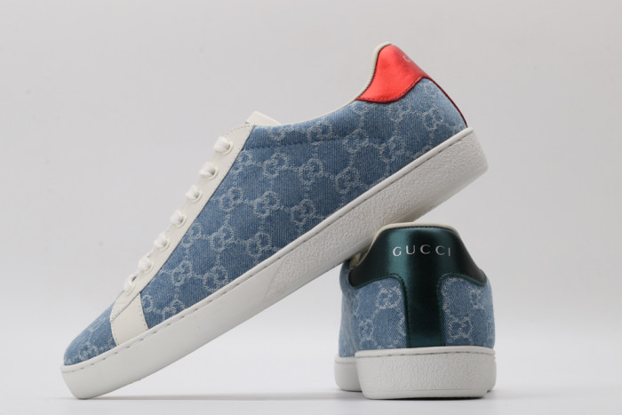 G*u*i low-top sneaker