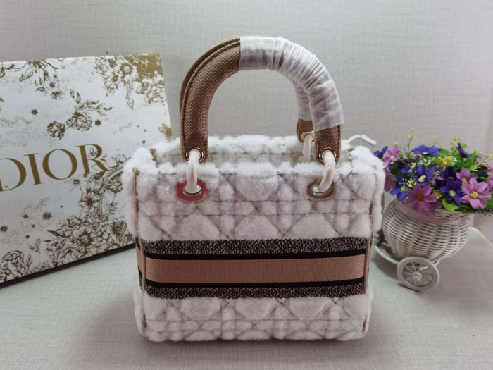 D10r bag