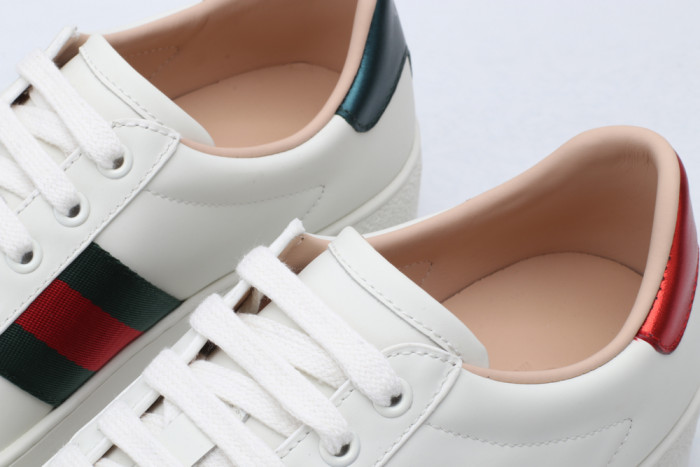 G*u*i low-top sneaker