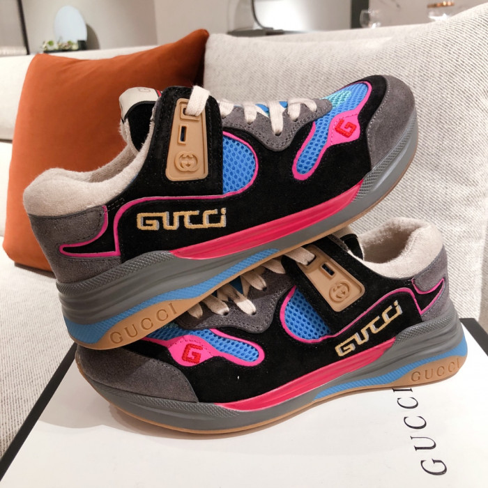 G*u*i mid sneaker