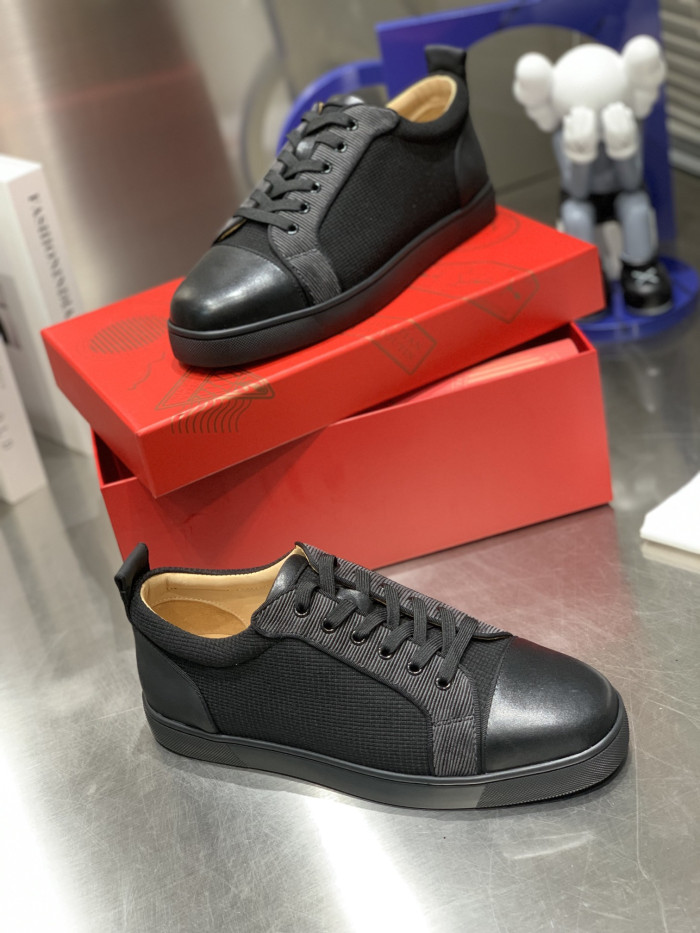 Chr1st1an louboutin l0vis junior spikes