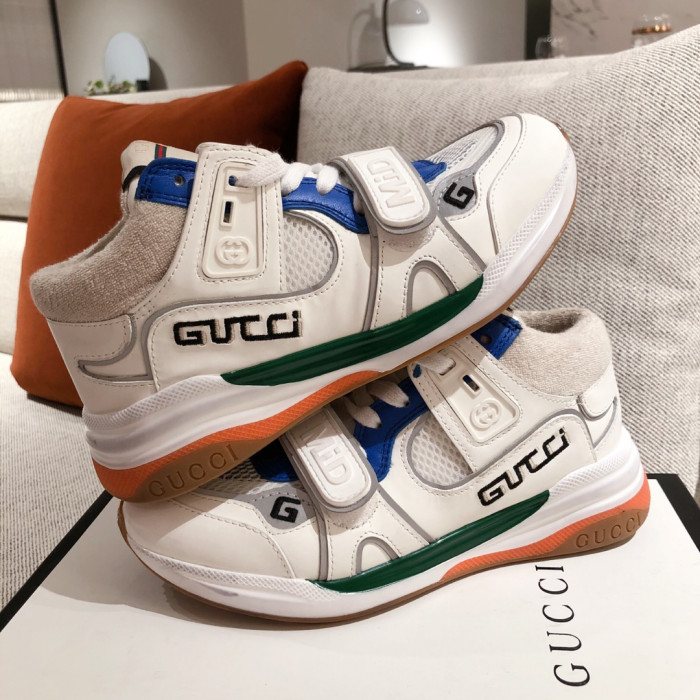 G*u*i mid sneaker