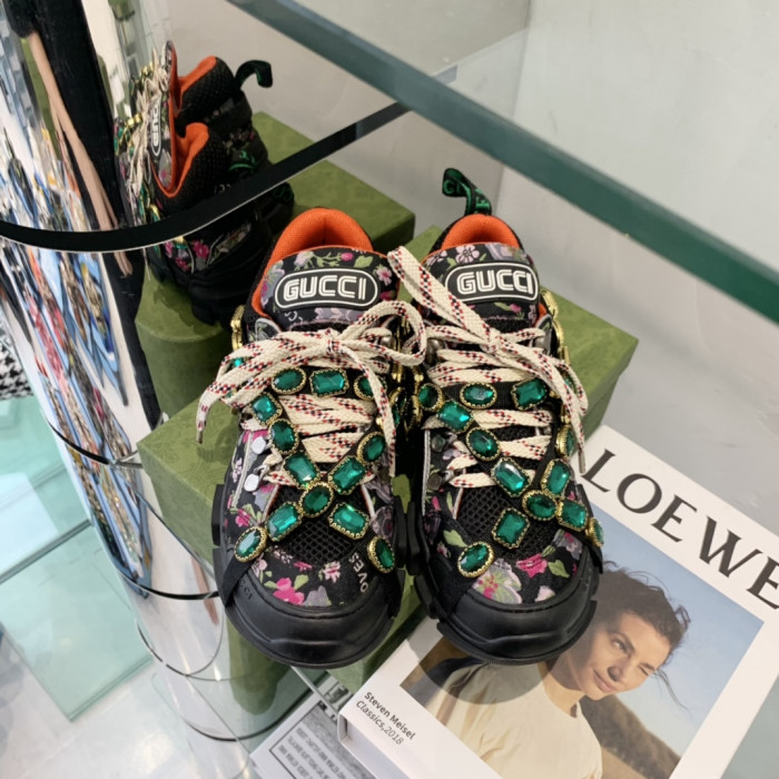 G*u*i sneaker