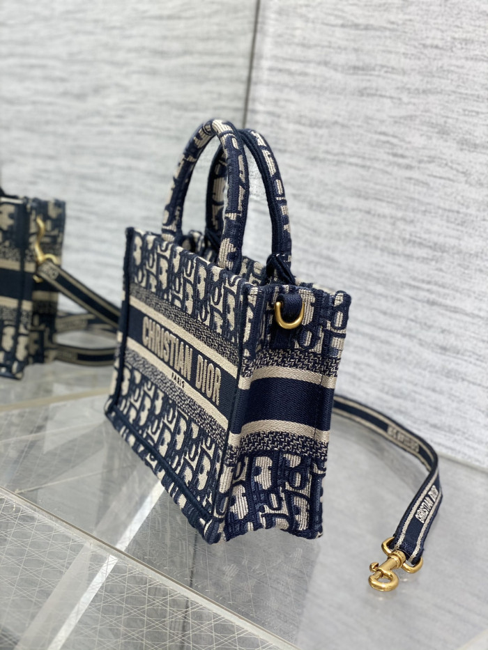 D10r bag