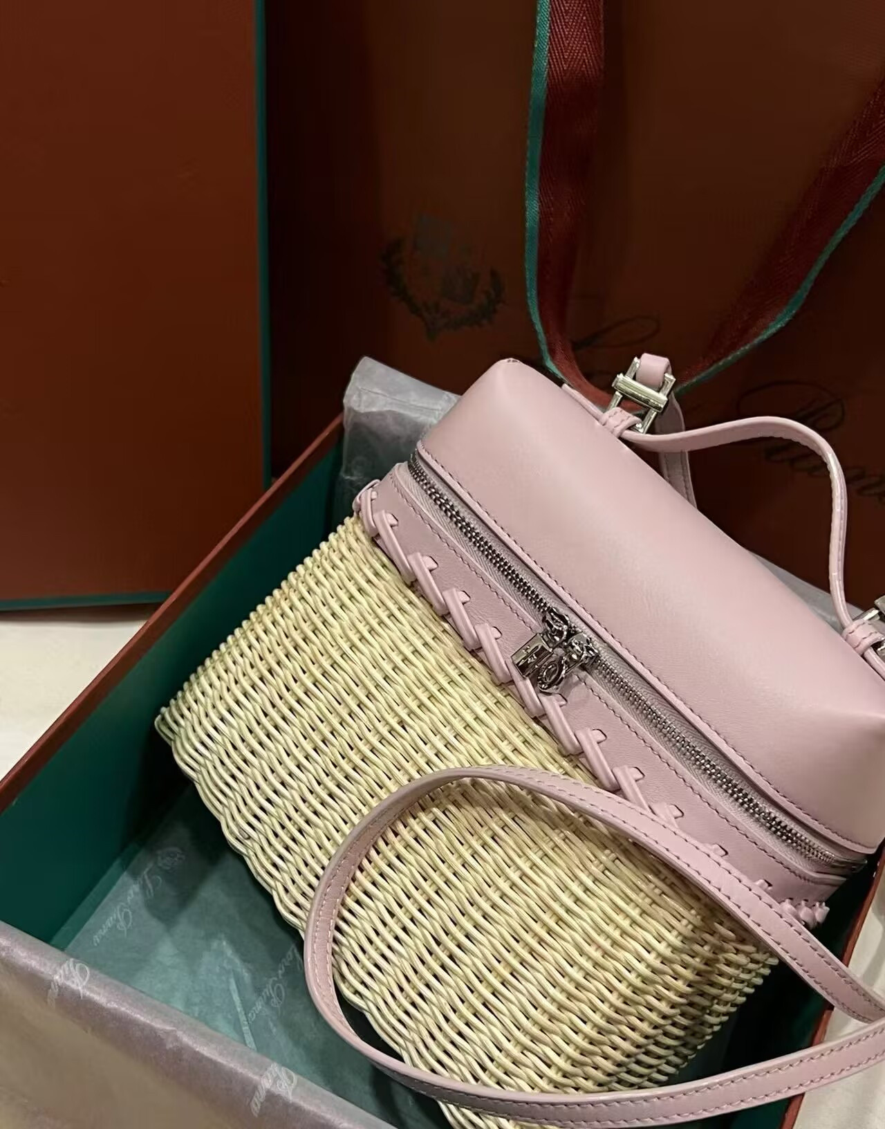 L0r0 P1ana Extra Pocket L19 Wicker Bag 17.5x21x10cm