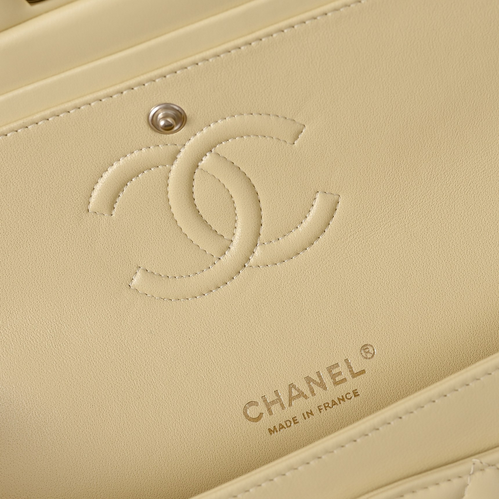 Ch**el classic flap handbag cf a01113 23x14.5x6cm