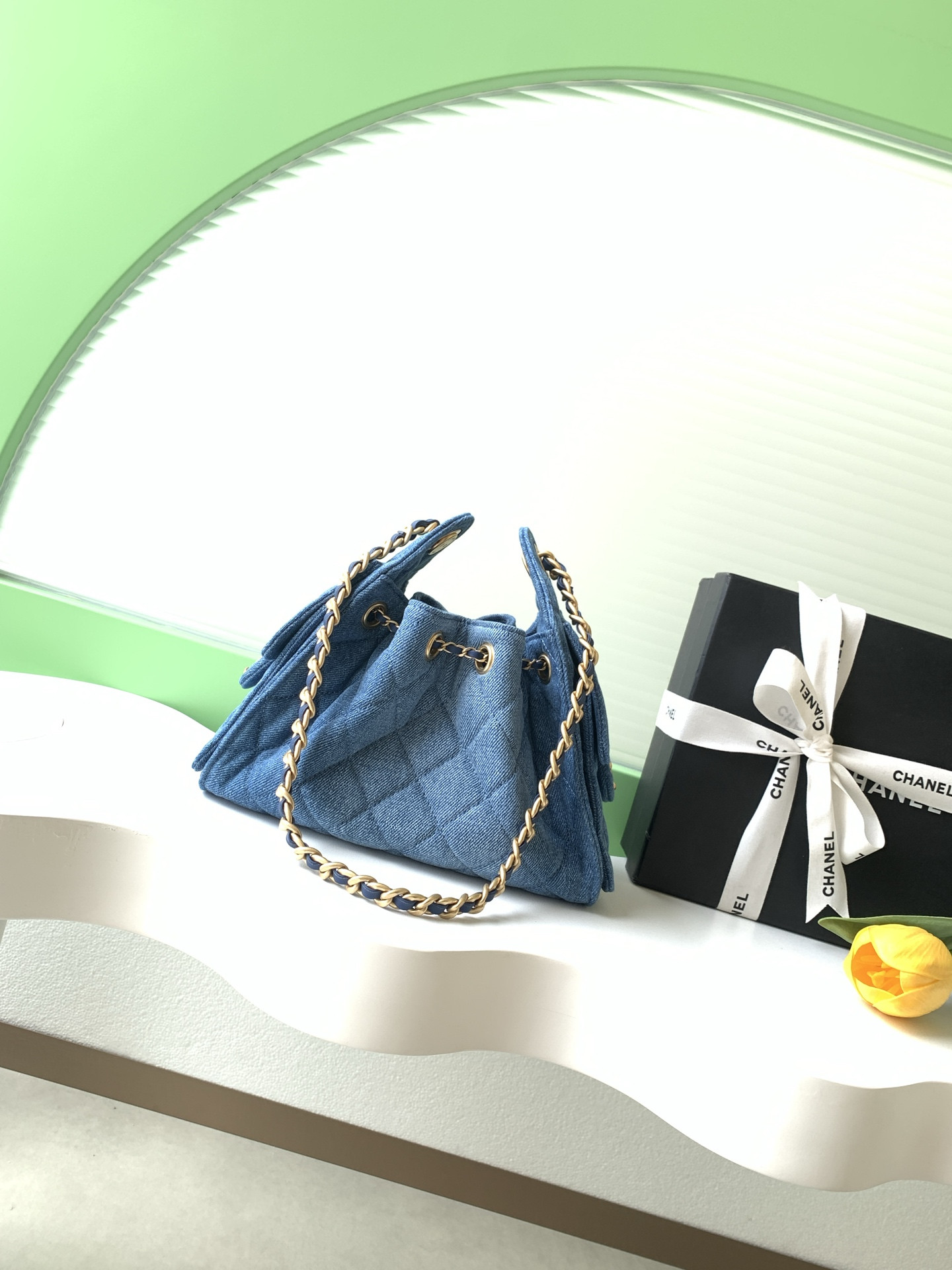 Ch**el 25c bucket bag 20x22x12.5cm