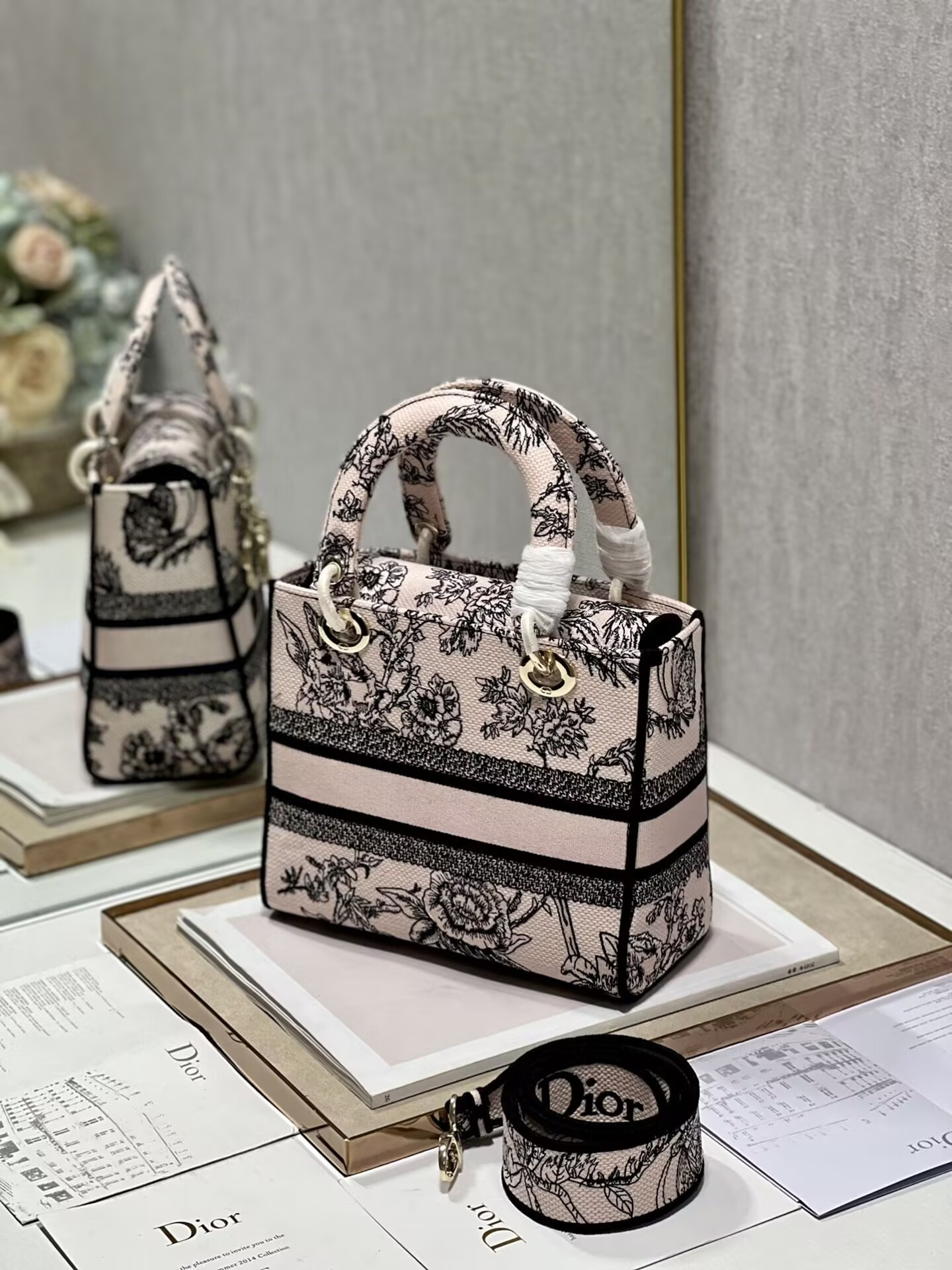 MEDIUM D10r LADY D-LITE BAG 24 x 20 x 11 cm