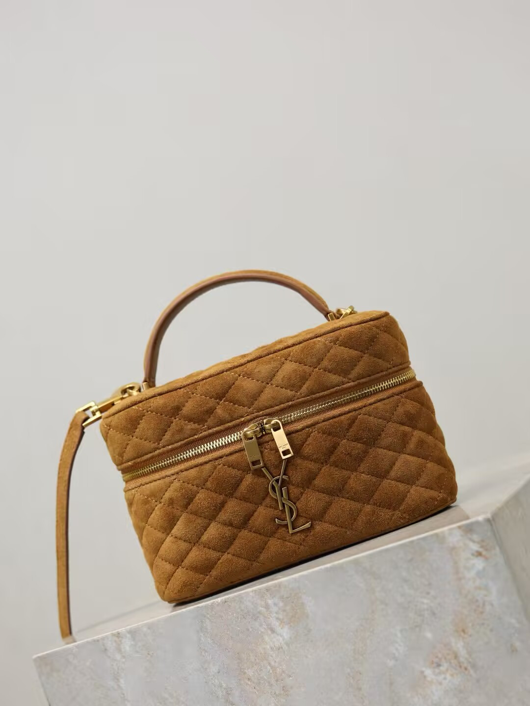 Y51 gaby vanity bag 18x11x6.5cm