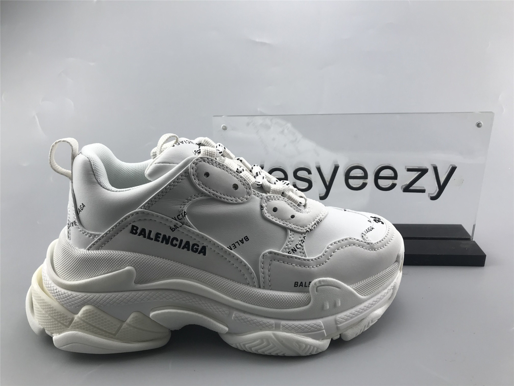 UA TRIPLE S SNEAKER WHITE
