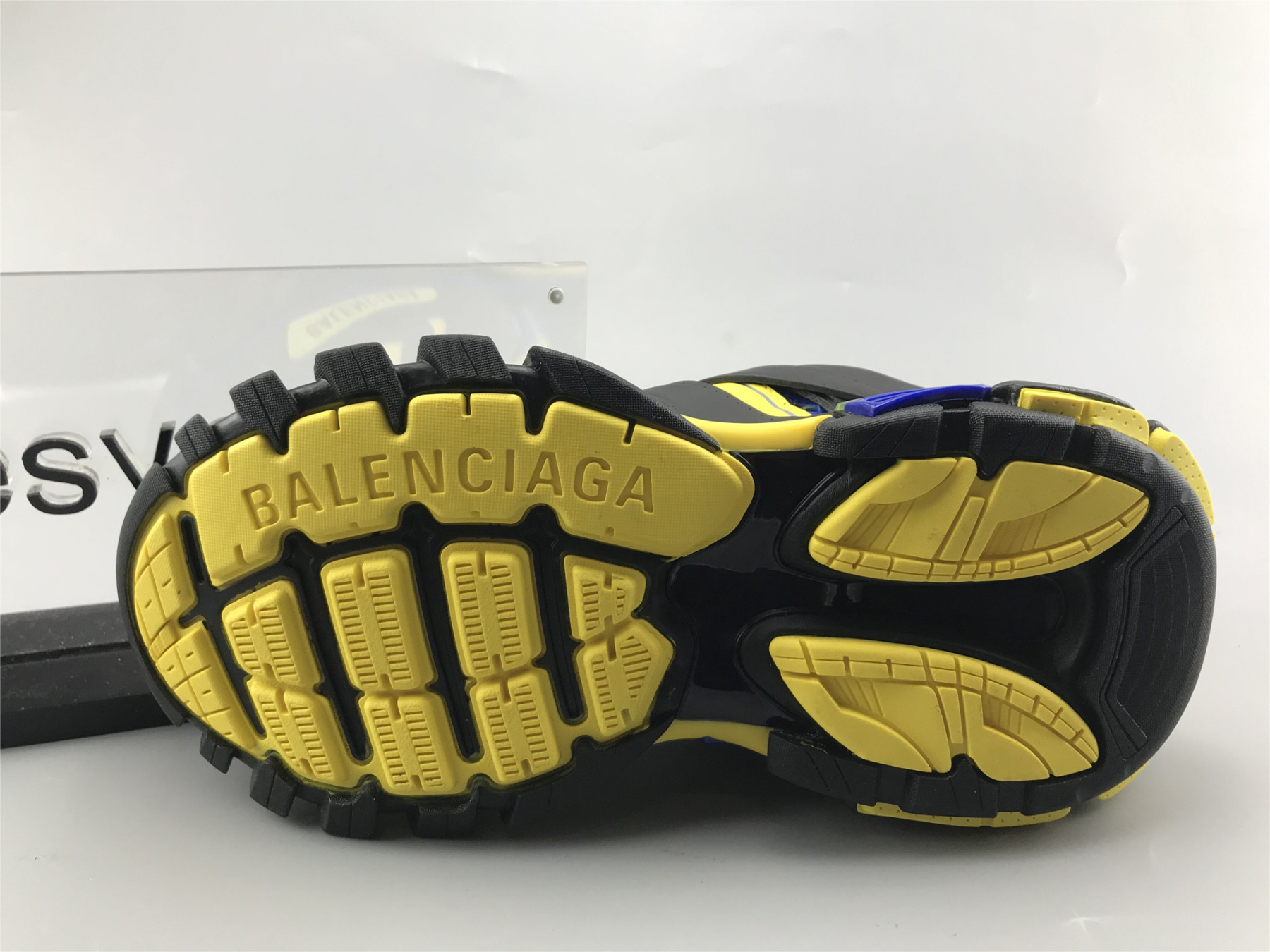 UA TRACK TRAINER BLACK YELLOW BLUE