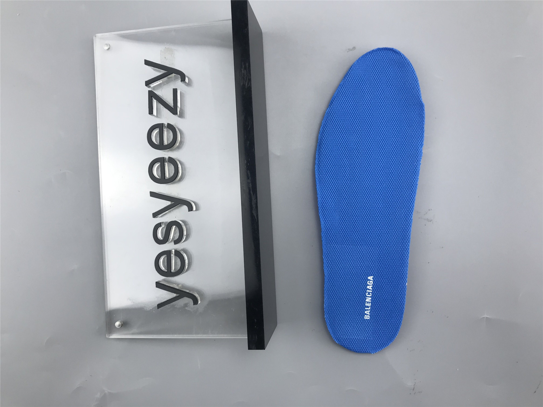 UA TRACK TRAINER SCREEN BLUE