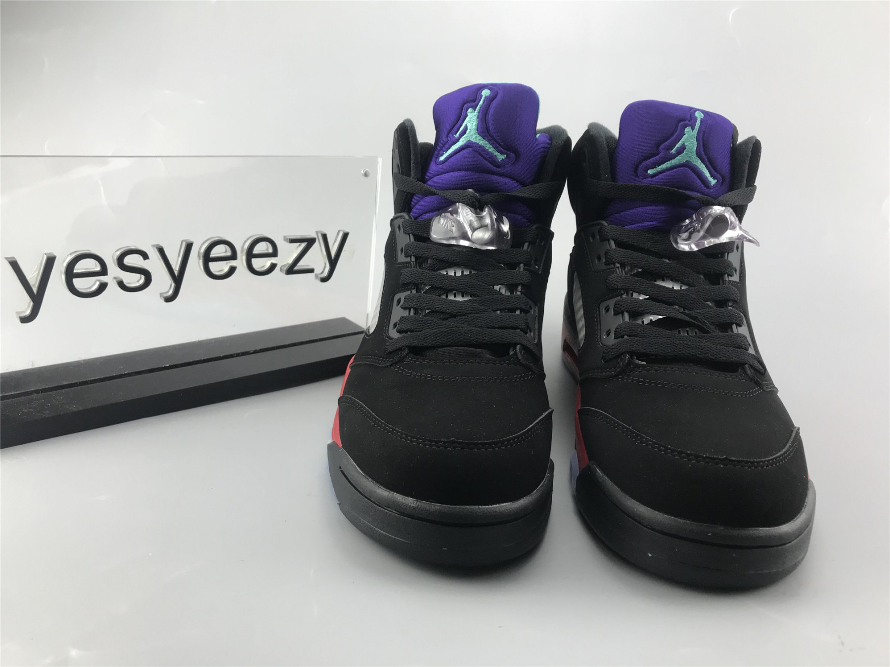 UA AIR JORDAN 5 RETRO "TOP 3"