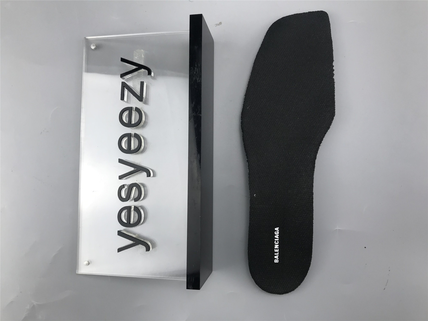 UA TYREX SNEAKER SILVER