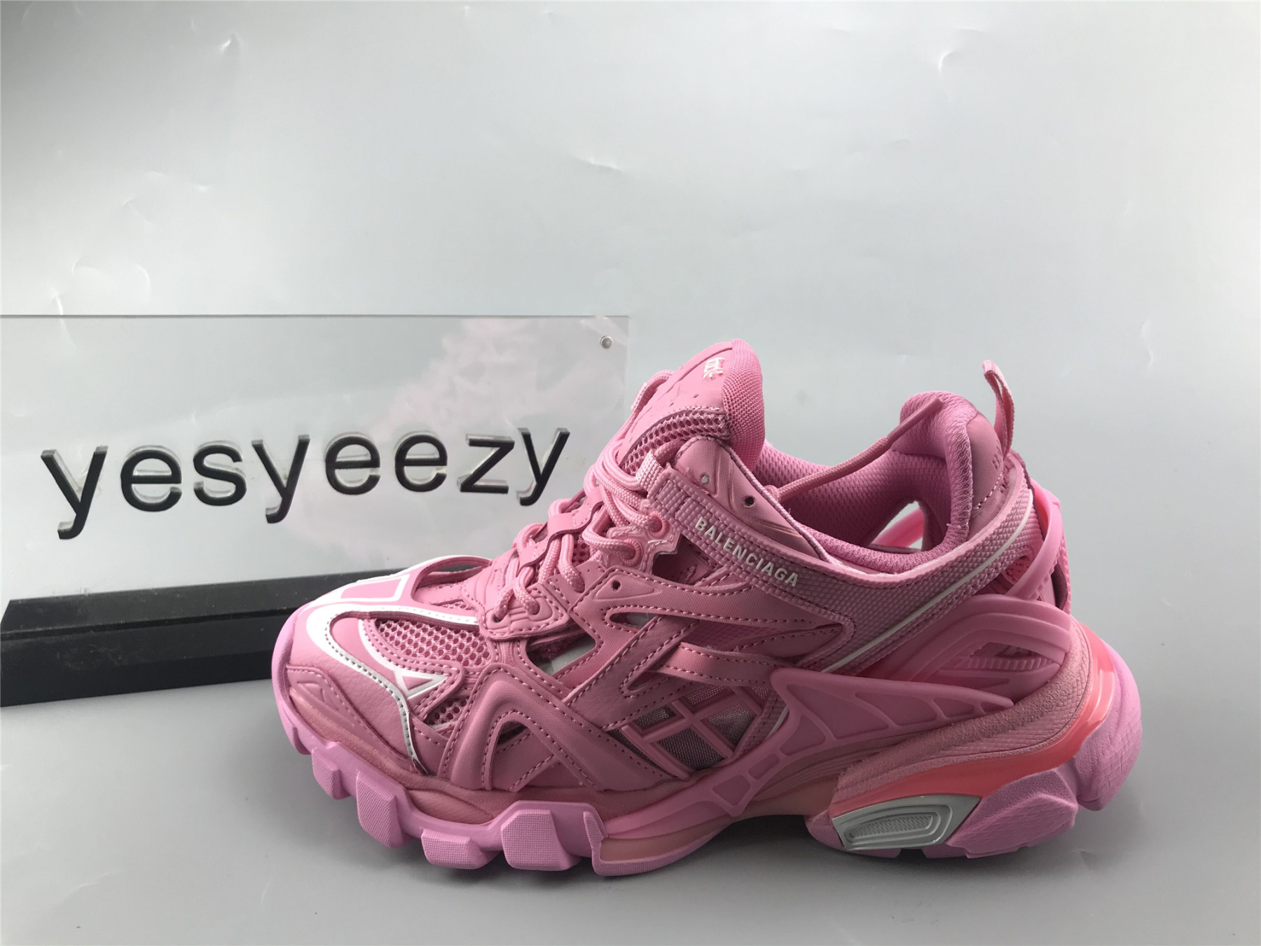 UA TRACK 2 TRAINER PINK