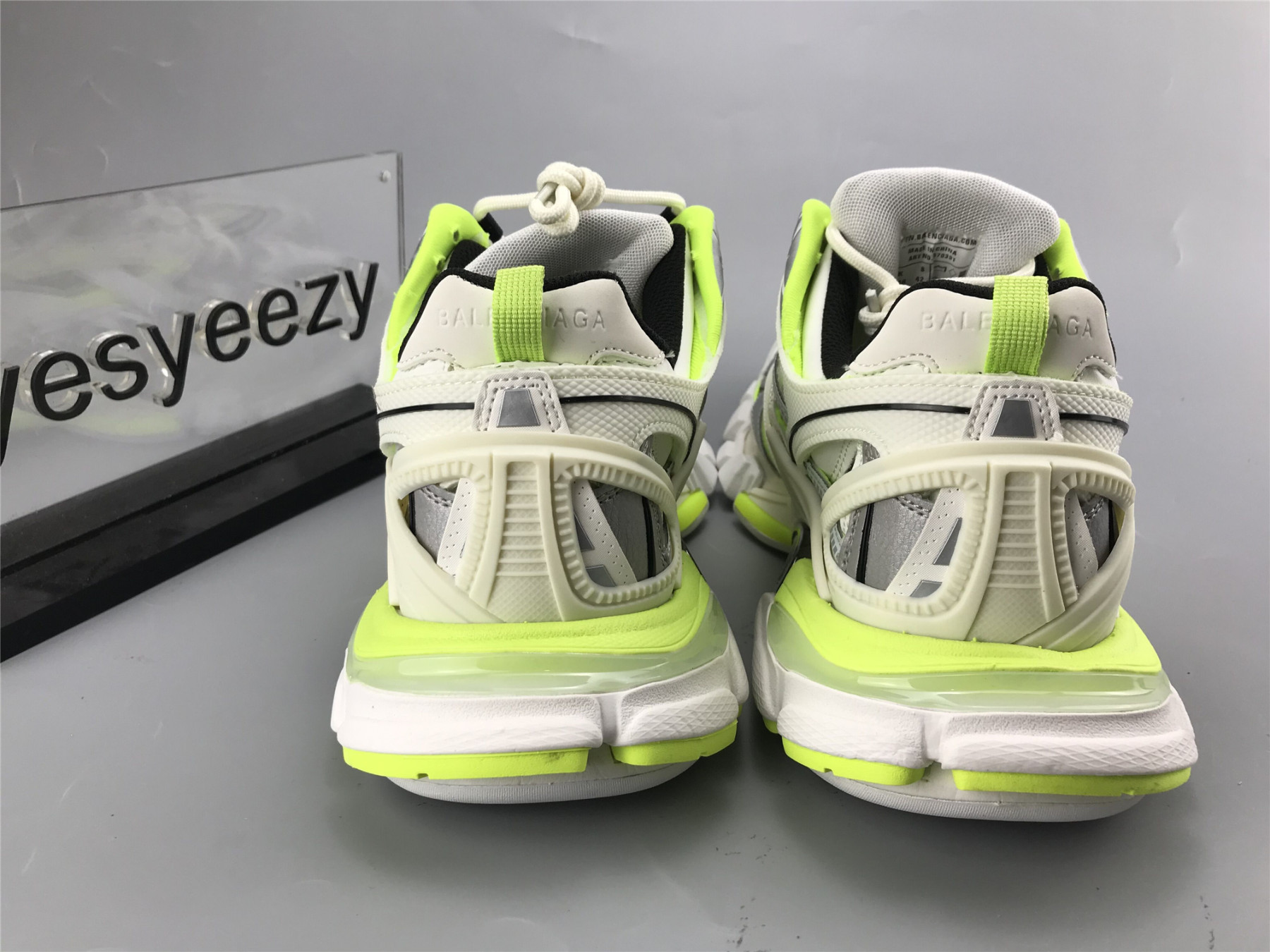 UA TRACK 2 TRAINER WHITE FLUORESCENT YELLOW