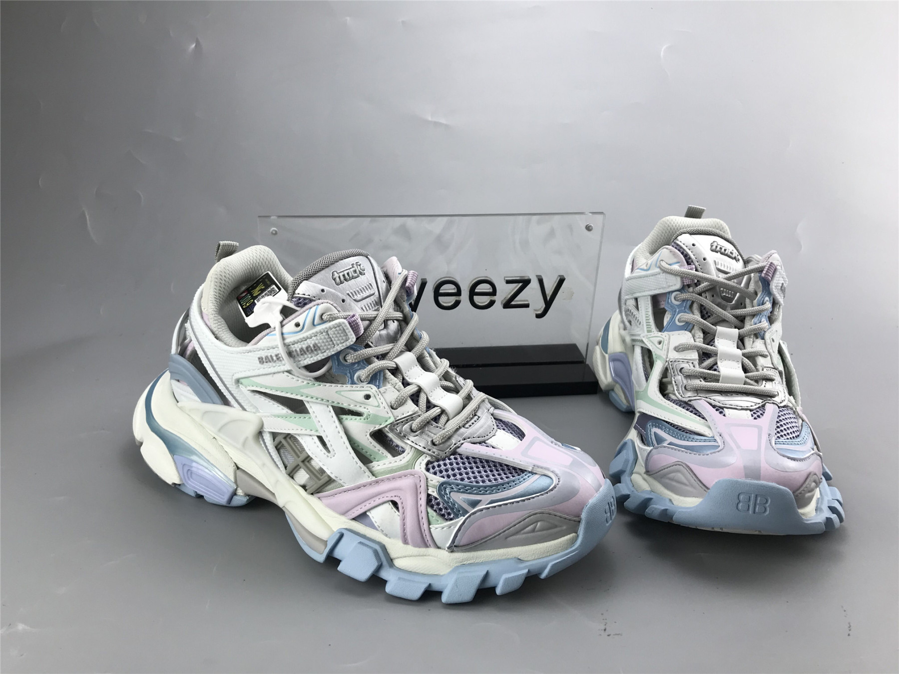 UA TRACK 2 TRAINER WHITE LIGHT BLUE