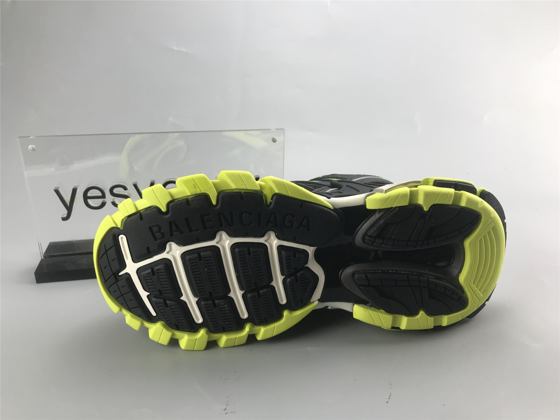 UA TRACK 2 TRAINER BLACK FLUORESCENT YELLOW
