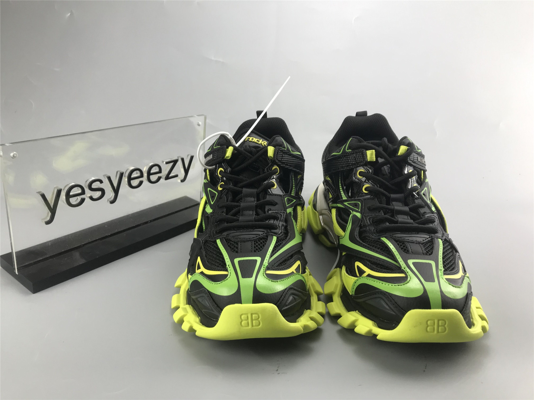 UA TRACK 2 TRAINER BLACK FLUORESCENT YELLOW