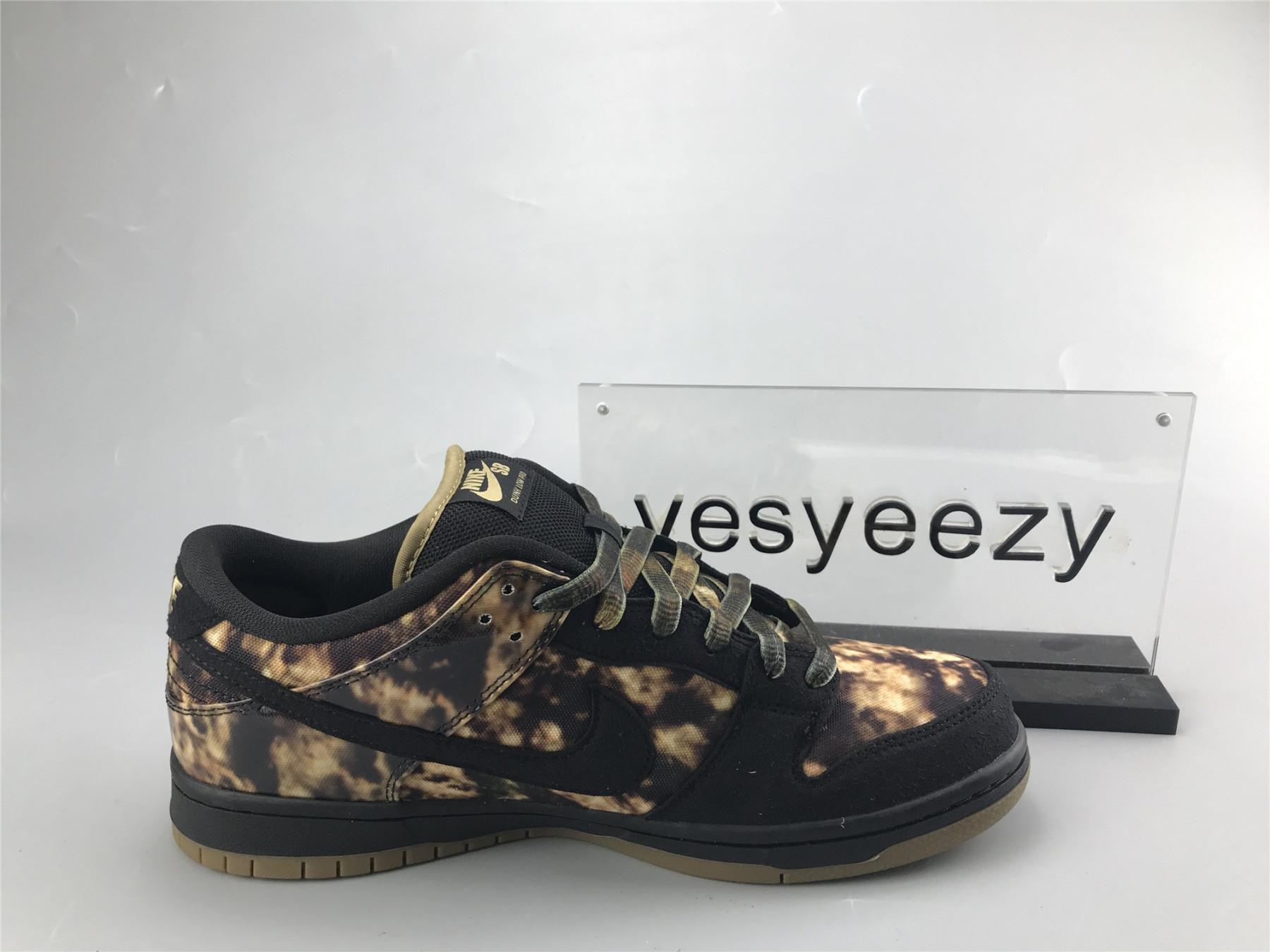 ua nike dunk sb pushead preM1vm 