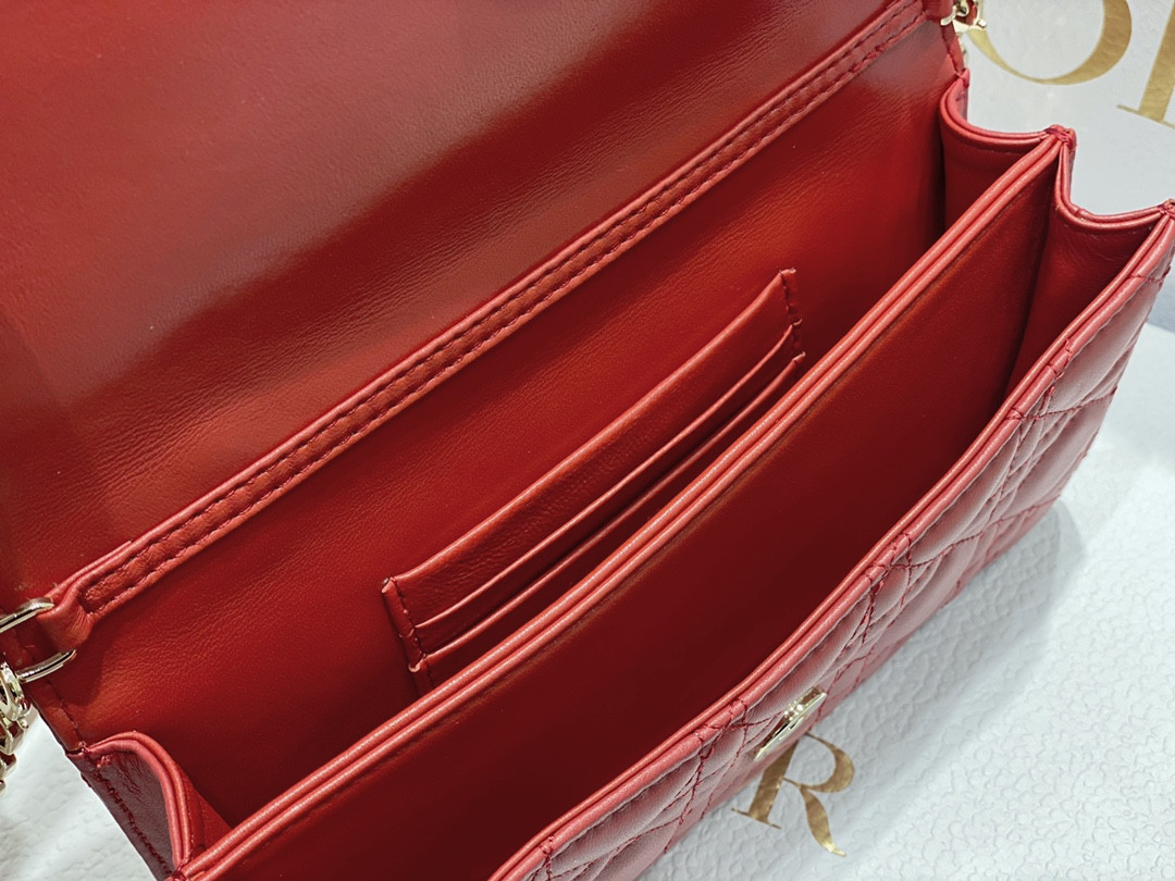 MISS D10r MINI BAG Crimson Red S0980ONMJ-M57R 21 x 11.5 x 4.5 cm