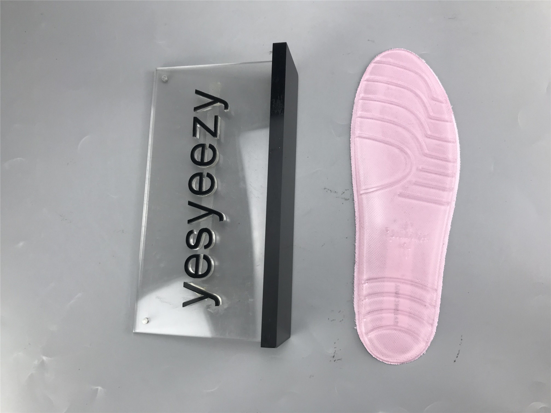 UA TRACK TRAINER BLACK PINK WITH LED LIGHTS