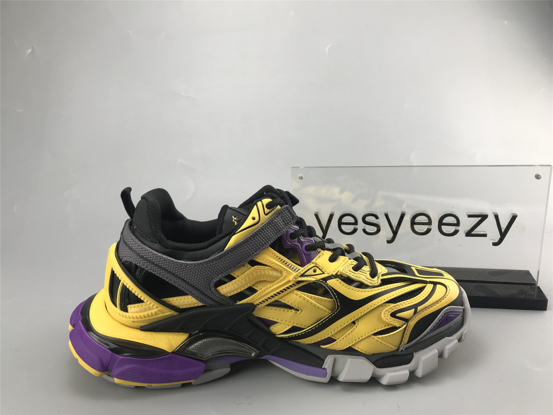 UA TRACK 2 TRAINER YELLOW BLACK