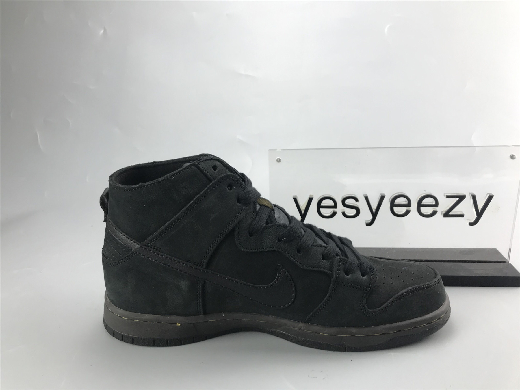 ua nike zoom dunk high sb pro deconstructed preM1vm 
