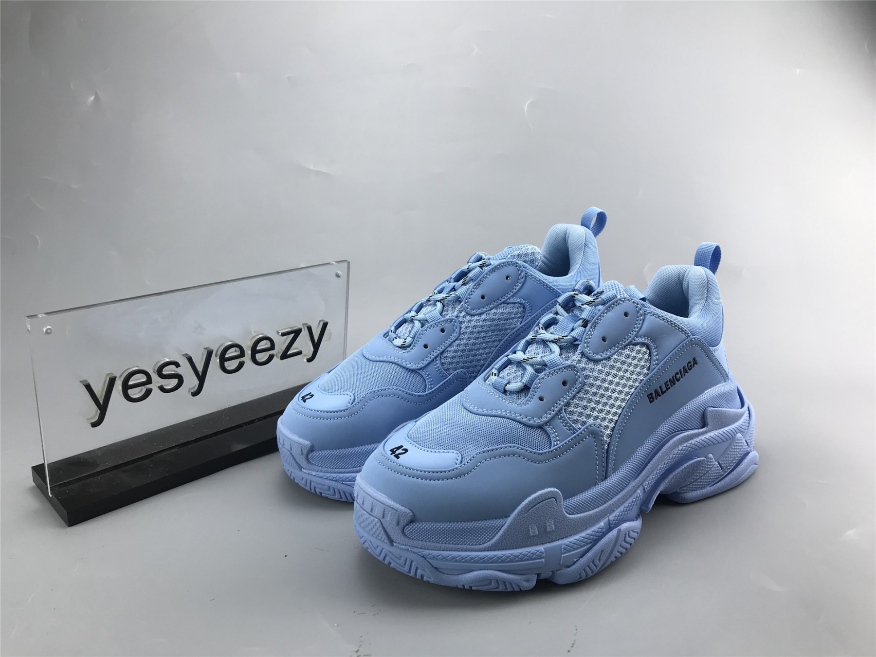 UA TRIPLE S SNEAKER MOONLIGHT