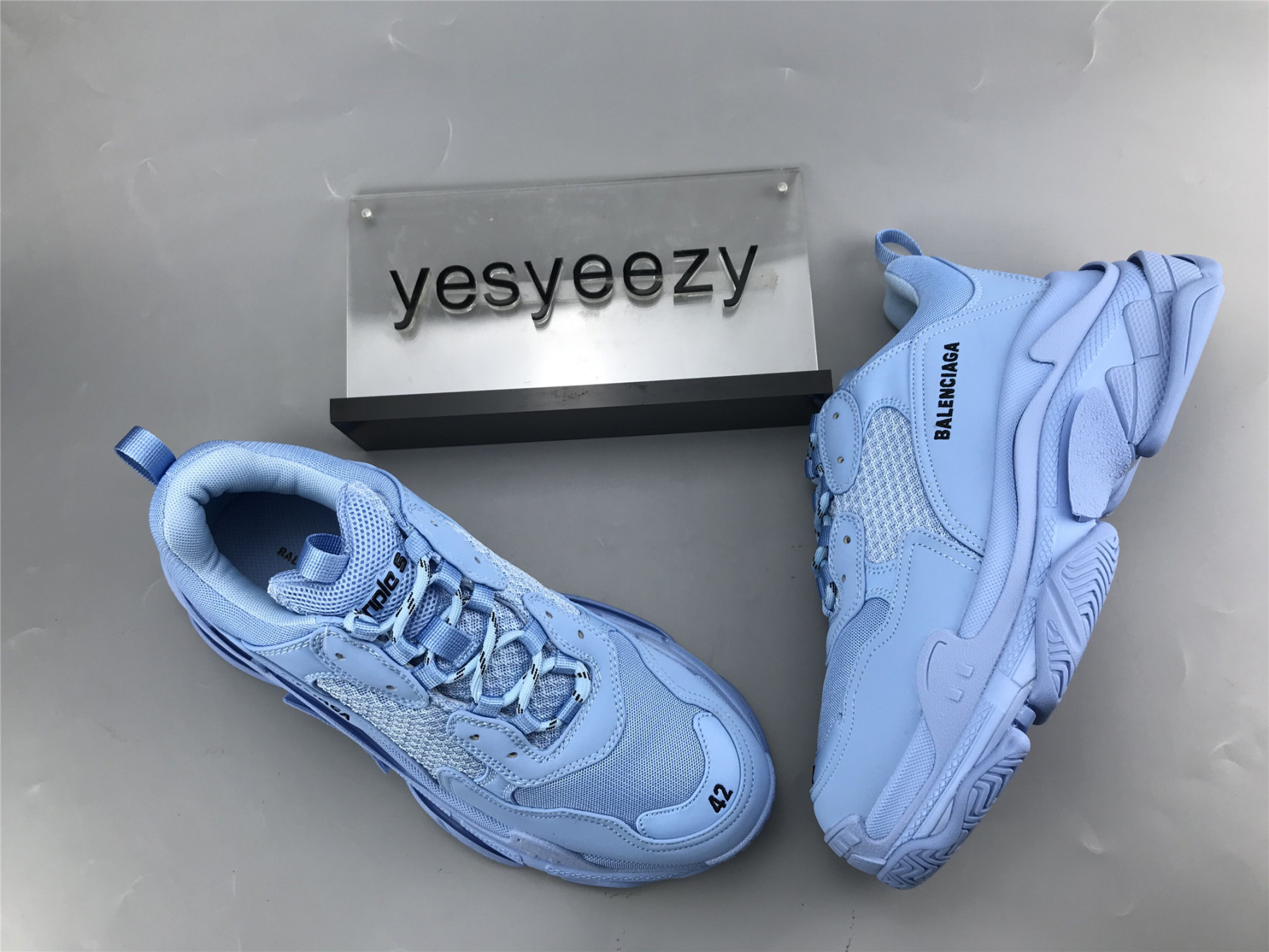 UA TRIPLE S SNEAKER MOONLIGHT