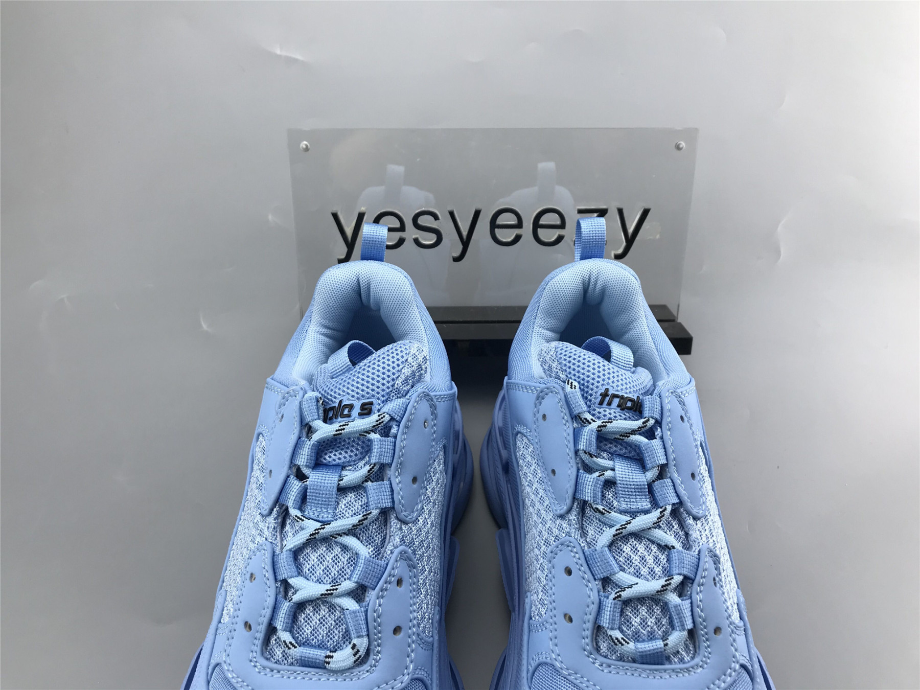 UA TRIPLE S SNEAKER MOONLIGHT