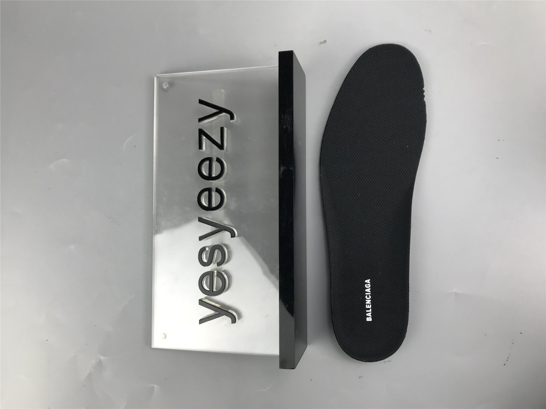 UA TRIPLE S CLEAR SOLE SNEAKER BLACK ASH