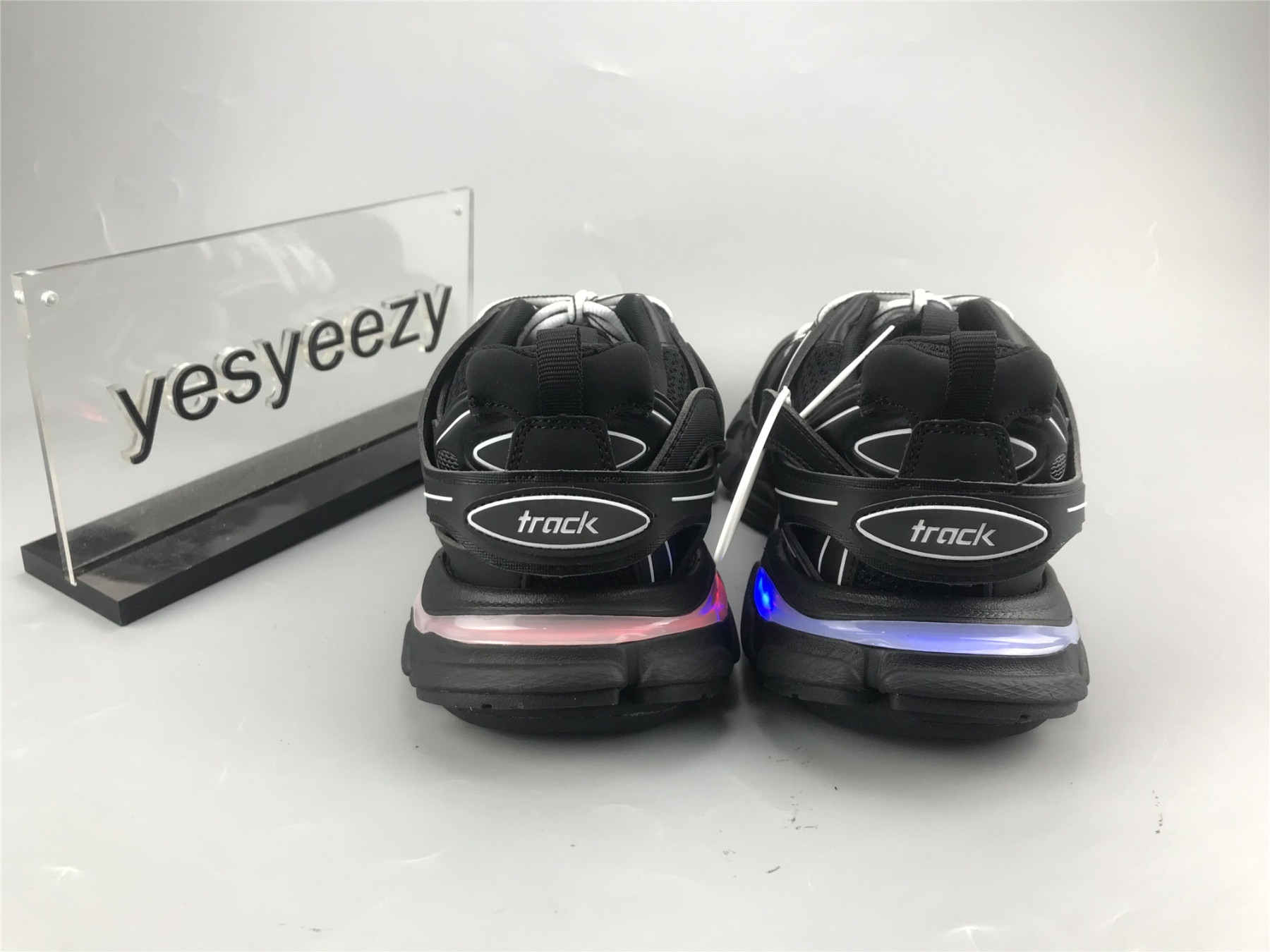 UA TRACK TRAINER BLACK SNEAKER WITH LED LIGHTS